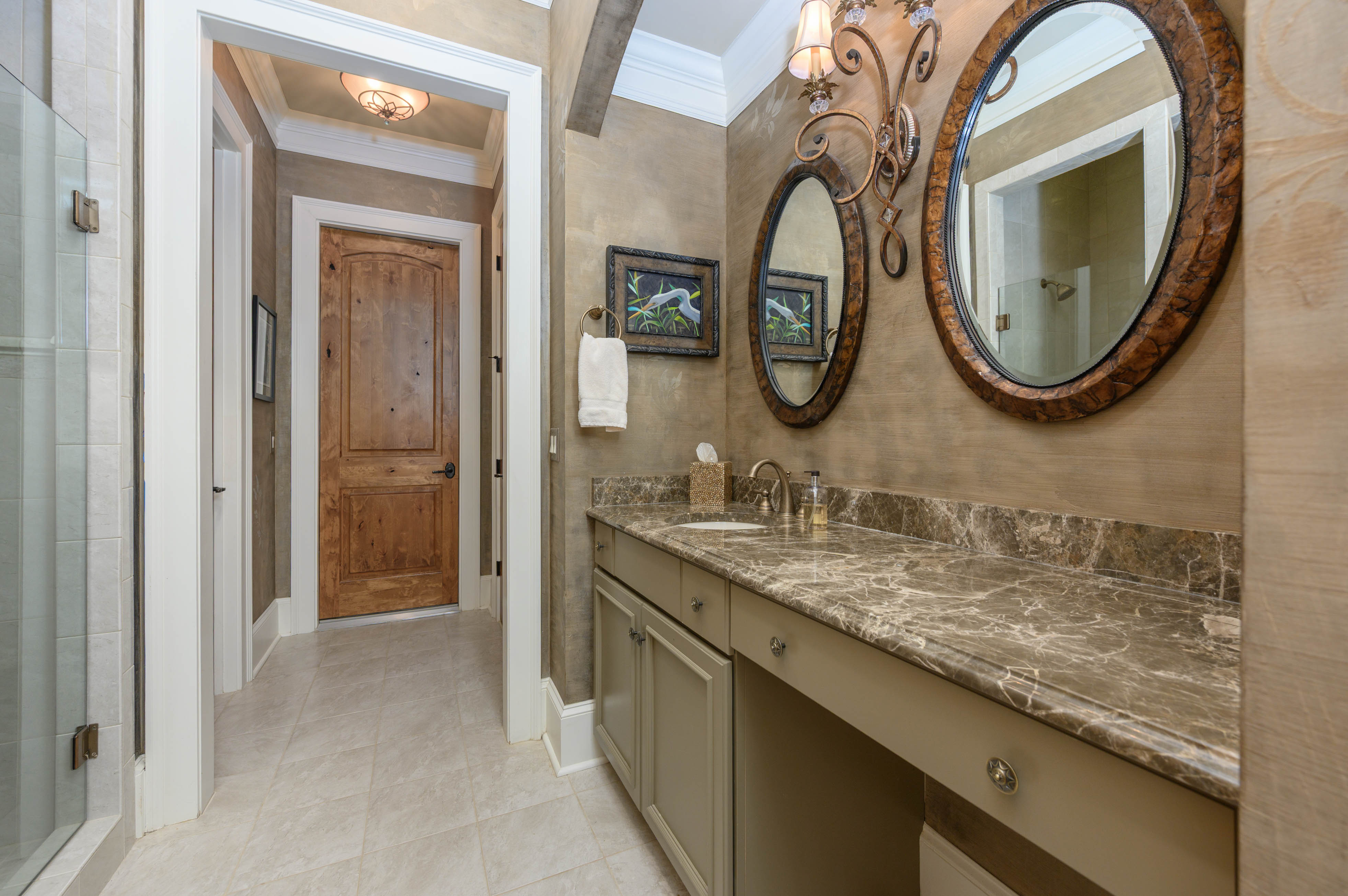 1050 Montgomery Drive image 38